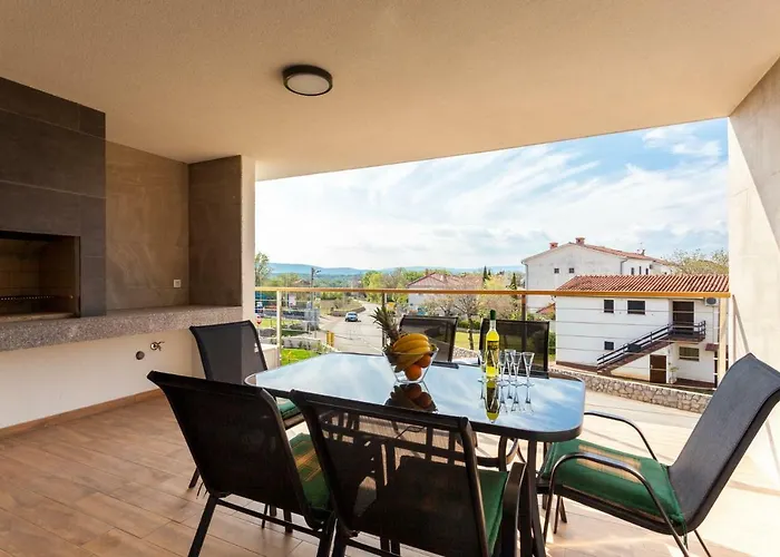 Apartments Kudec By El-Pi Tours